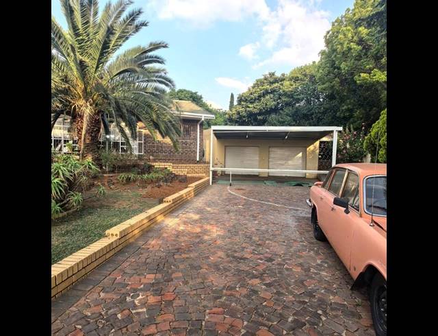 3 BEDROOM HOUSE FOR SALE IN GREENHILLS